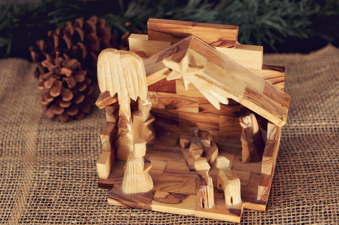 Wood Nativity Scene Family Heirloom