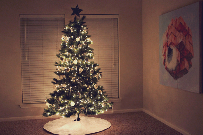 Simple Christmas Decorations | Gray House Studio