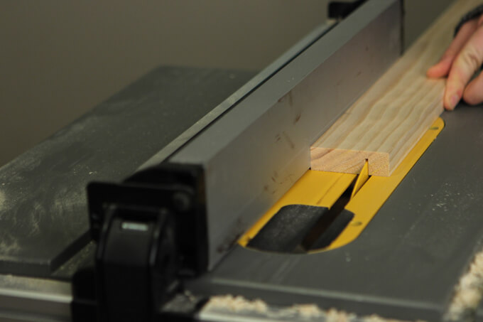 How to Frame Bathroom Mirrors