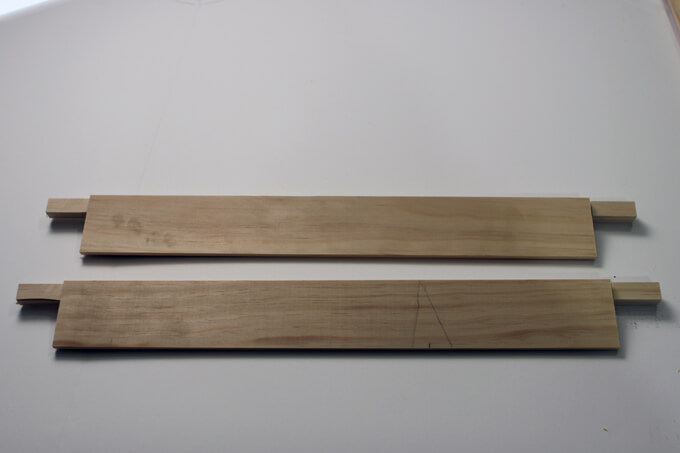 How to Frame Bathroom Mirrors