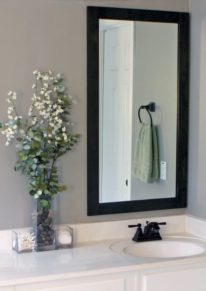 How to Frame Bathroom Mirrors