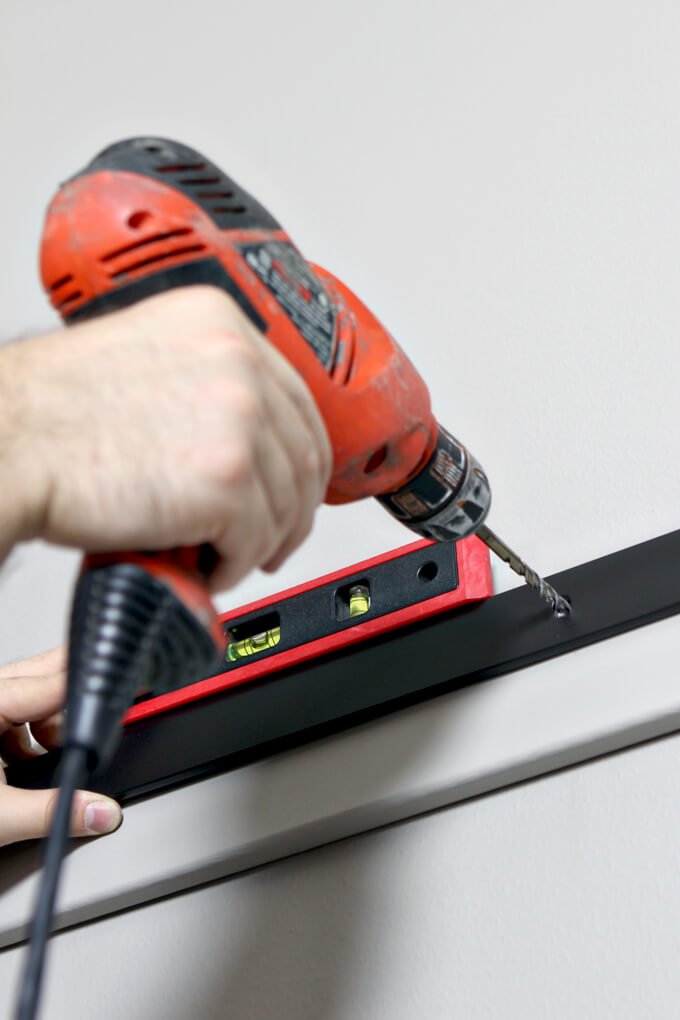 HOW TO INSTALL A BARN DOOR