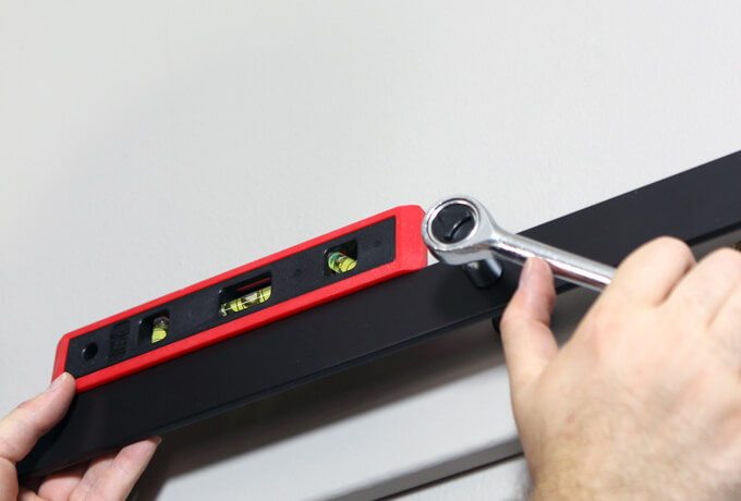 HOW TO INSTALL A BARN DOOR