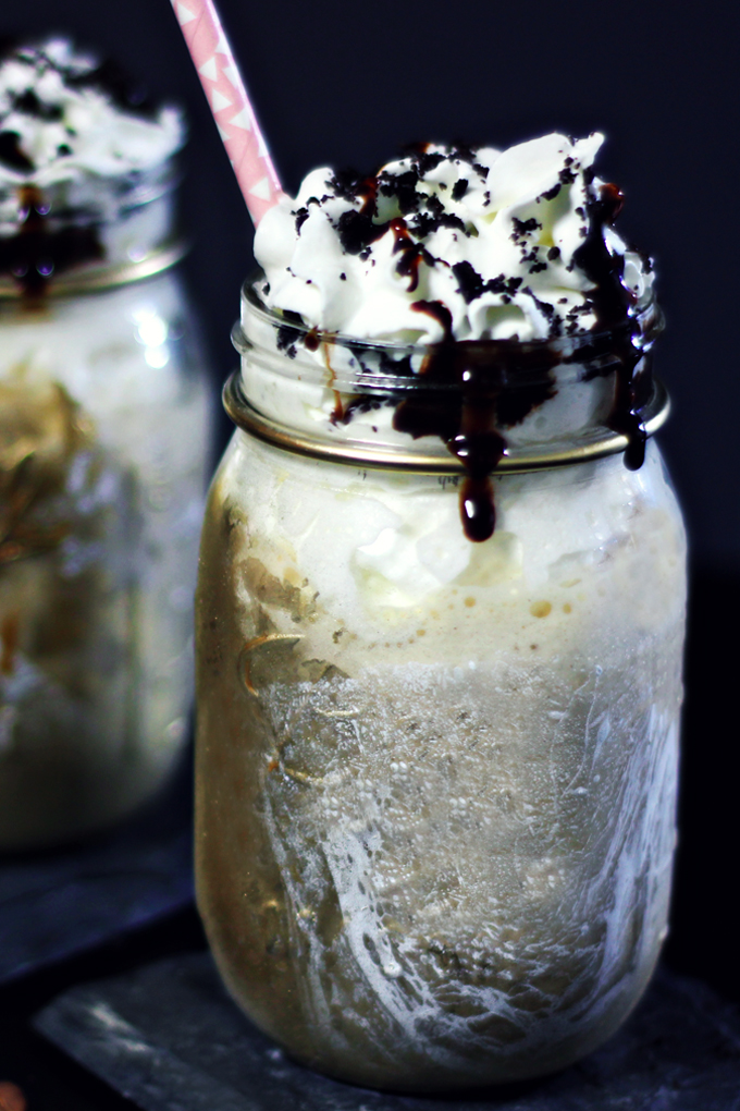 DIY Marble Dipped Mason Jars