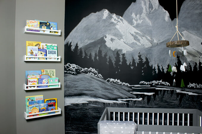 Nursery Bookshelves DIY