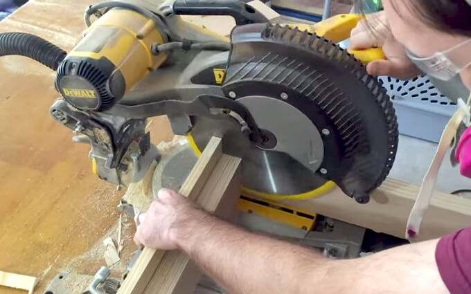Plywood Shelves with an Exposed Edge