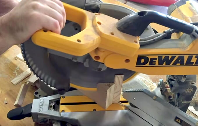 Plywood Shelves with an Exposed Edge