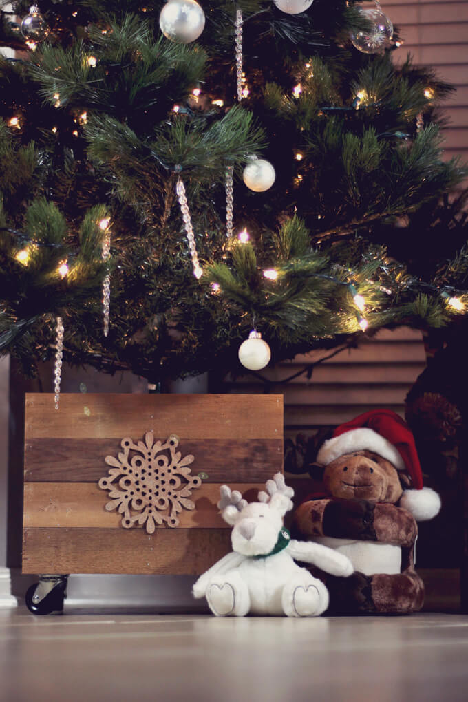 Rustic Christmas Tree Stand Box