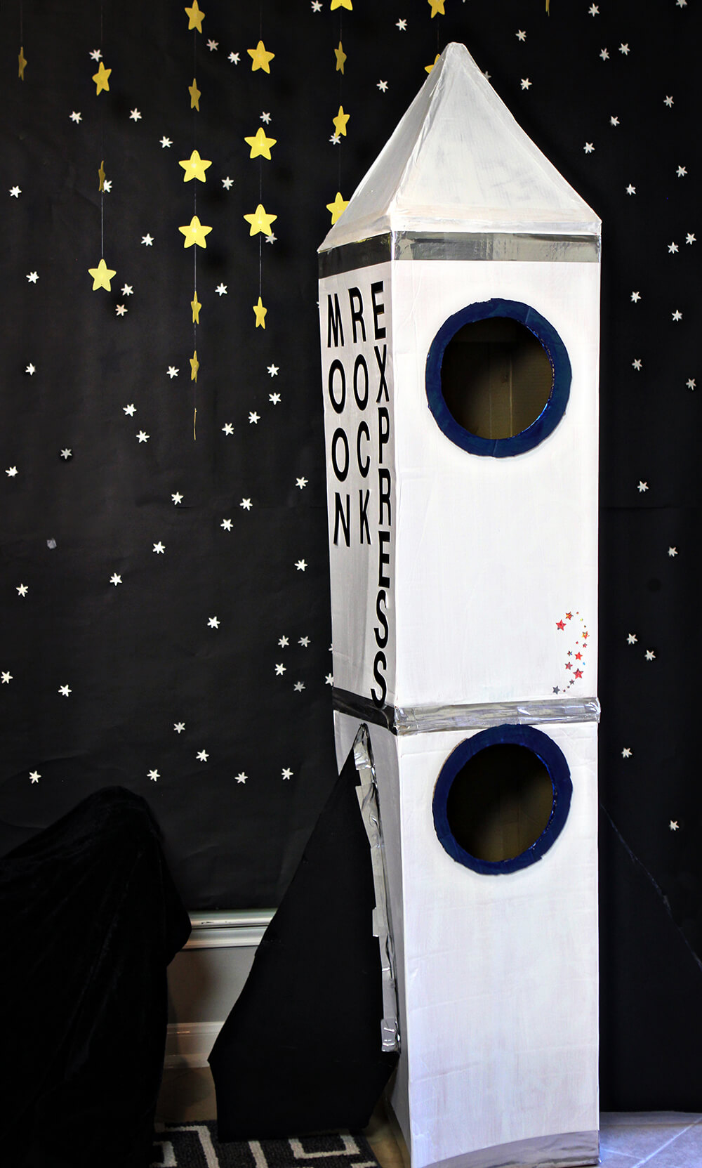Space Party Photo Booth Decor