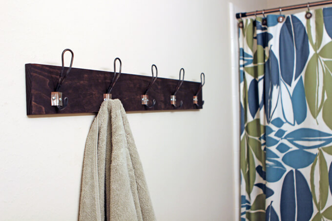 DIY Metal Hook Towel Rack