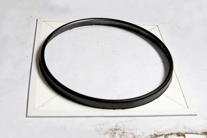 DIY Vintage Gymnasium Clock